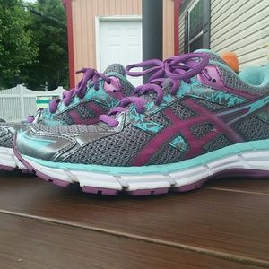 Asics Gel Excite 3 sz 9 Womens Sneakers